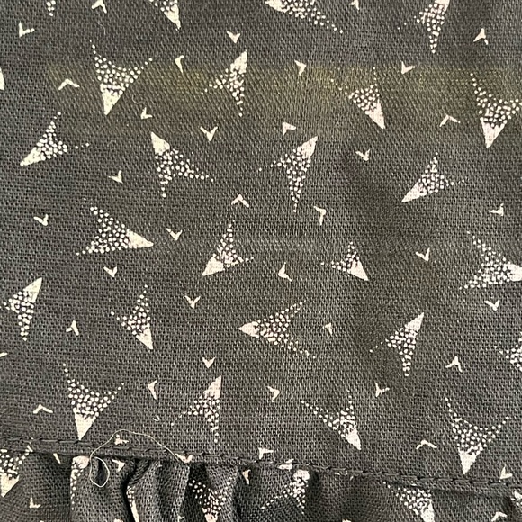 Vintage 80s, Black/white Button Down Blouse.  Large - Picture 4 of 7